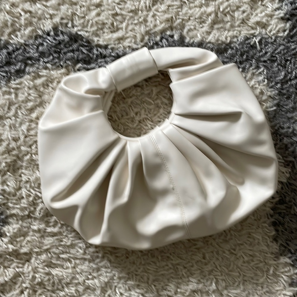Source Unknown Croissant bag Ivory